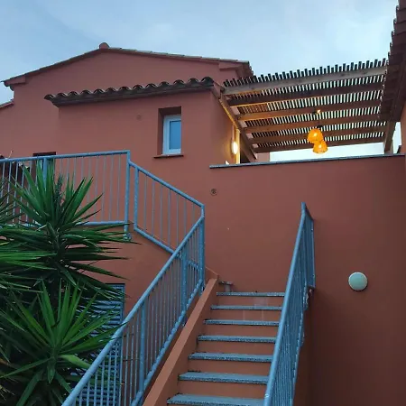 Apartahotel Tra Manna Lecci